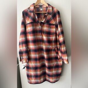 Duluth Trading Company Women’s Plaid Shaket Pink and Navy sz XL